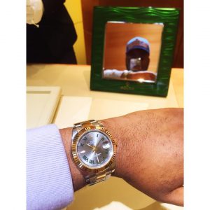 April 2015, Cassper bought a gold Presidential Rolex